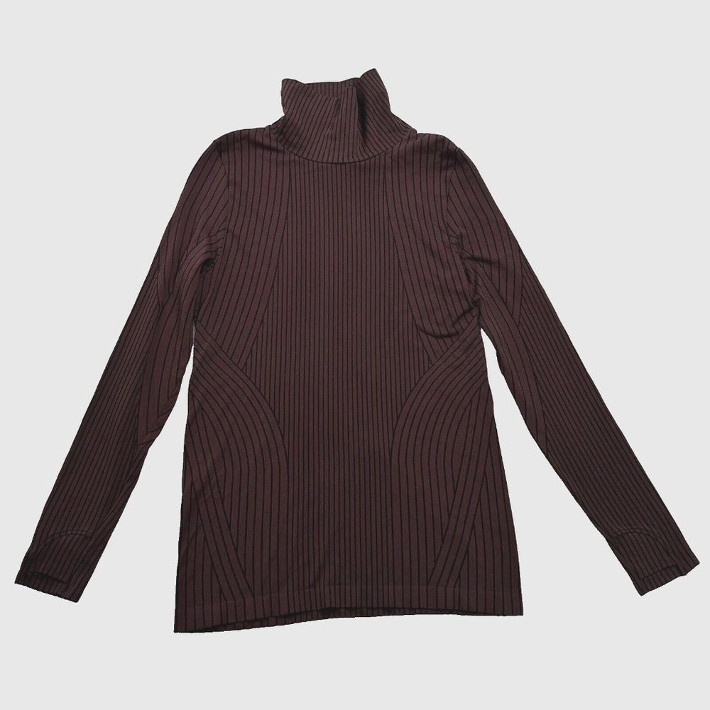 Athleta Women's Flurry Endeavor Long Sleeve Turtleneck Top Size L Chocolate